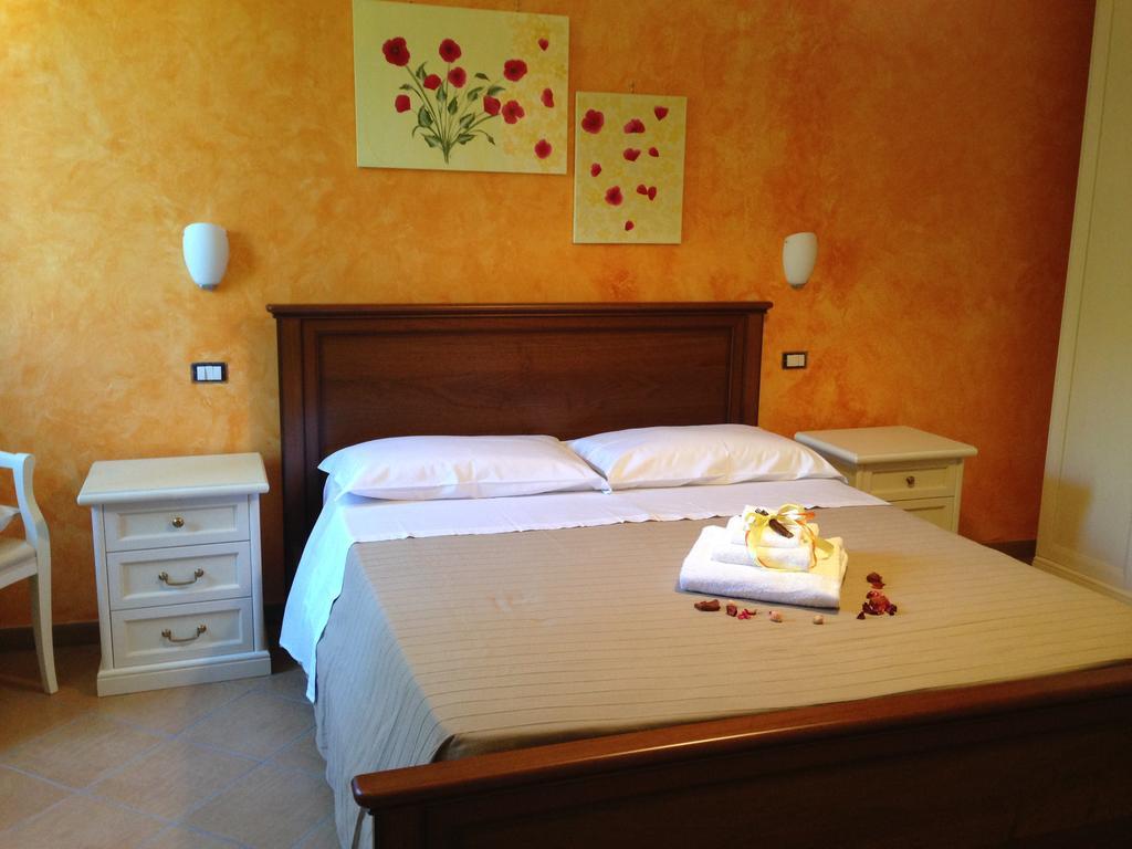 Al Casale Dei Nonni Bed and Breakfast Laureana Cilento Eksteriør billede