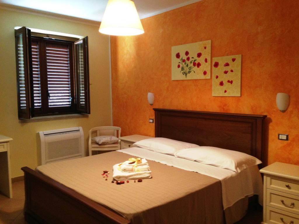 Al Casale Dei Nonni Bed and Breakfast Laureana Cilento Eksteriør billede