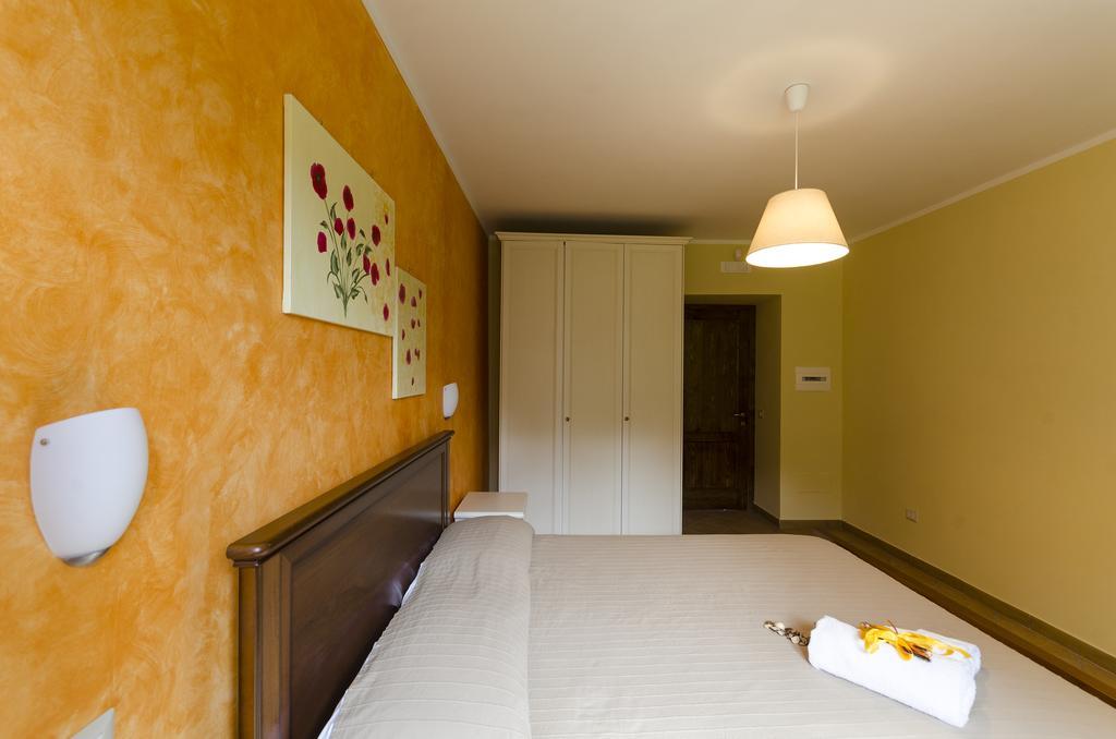Al Casale Dei Nonni Bed and Breakfast Laureana Cilento Eksteriør billede