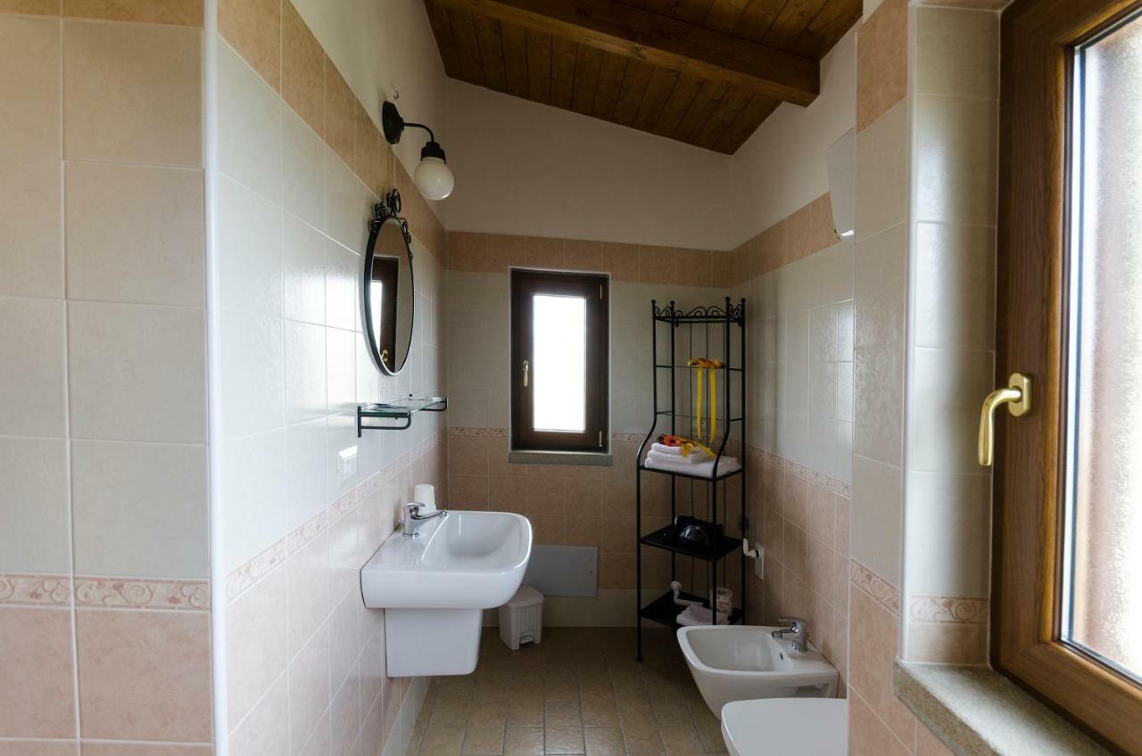Al Casale Dei Nonni Bed and Breakfast Laureana Cilento Eksteriør billede